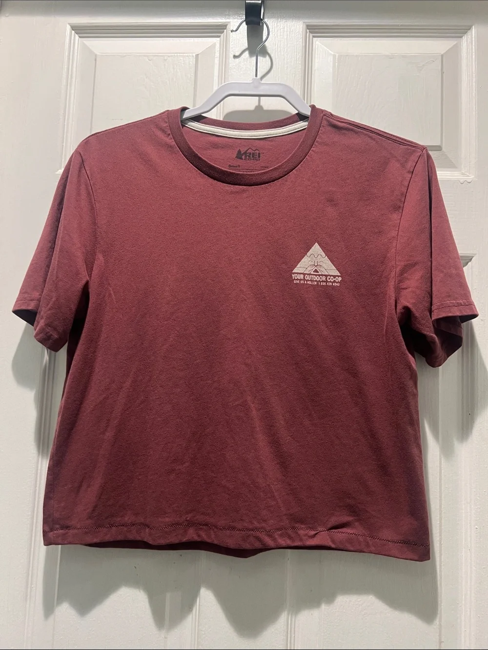 REI Women's Short-Sleeve Crew Tee in Burgundy Wine - Picture 1 of 4